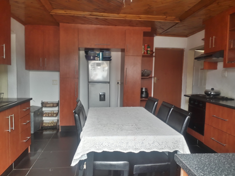 3 Bedroom Property for Sale in Kwa Nobuhle Eastern Cape